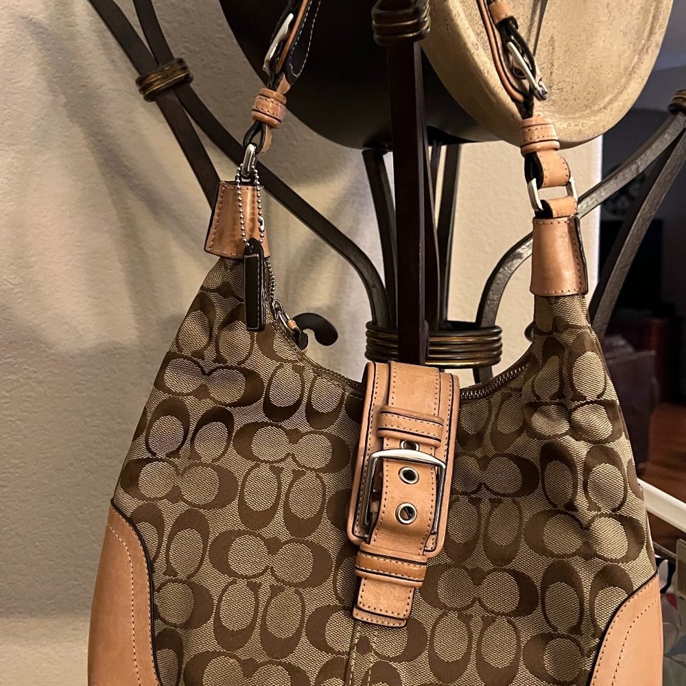Coach Shoulder Bag